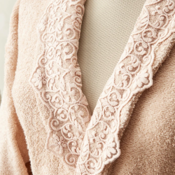 Семеен комплект за баня Karaca Home с халати с размери S/M и L/ XL и хавлии