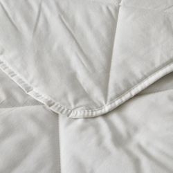 Микрофибърна зимна олекотена завивка Karaca Home, двоен размер 195x215