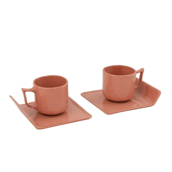 Сервиз за кафе Kütahya Porcelain, тъмно-розов от 4 части Сервиз за кафе Kütahya Porcelain, тъмно-розов от 4 части